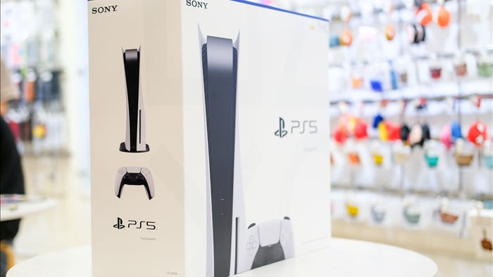 Cận cảnh PlayStation 5 đầu tiên vừa về Việt Nam, giá 34.5 triệu đồng - Ảnh 1. Cận cảnh PlayStation 5 đầu tiên vừa về Việt Nam, giá 34.5 triệu đồng - Ảnh 1.