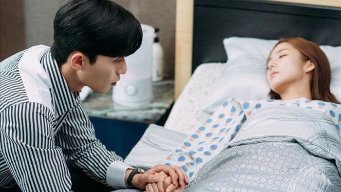 Vợ đau đẻ một ngày đêm mới sinh được, trong lúc tôi vỡ òa hạnh phúc định bế con thì vợ níu tay thều thào một câu khiến tôi run bắn - Ảnh 1. Vợ đau đẻ một ngày đêm mới sinh được, trong lúc tôi vỡ òa hạnh phúc định bế con thì vợ níu tay thều thào một câu khiến tôi run bắn - Ảnh 1.