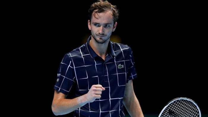 ATP Finals: Đánh bại Djokovic, Medvedev sớm giành vé vào bán kết - 1