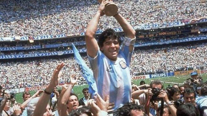 Chủ tịch VFF chia buồn tới gia đình Diego Maradona - 1