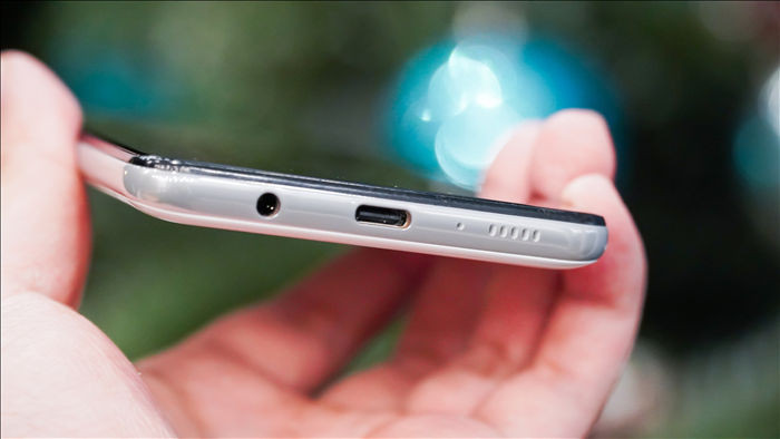 Đánh giá Galaxy M51: pin trâu, hiệu năng đủ dùng, thiết kế thô nặng - 4