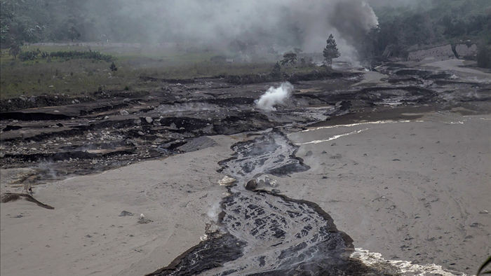 Hậu quả kinh hoàng của vụ phun trào núi lửa ở Indonesia