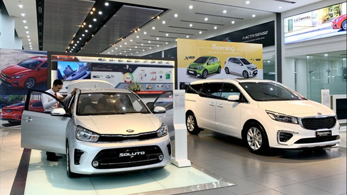 Xe Toyota và VinFast bán chạy kỷ lục, thị trường ô tô phi mã cuối năm - 1