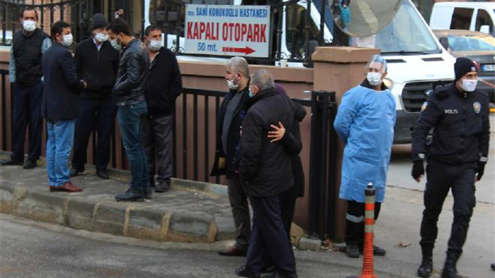 Thổ Nhĩ Kỳ: Cháy bệnh viện, ít nhất 10 bệnh nhân COVID-19 thiệt mạng - 1