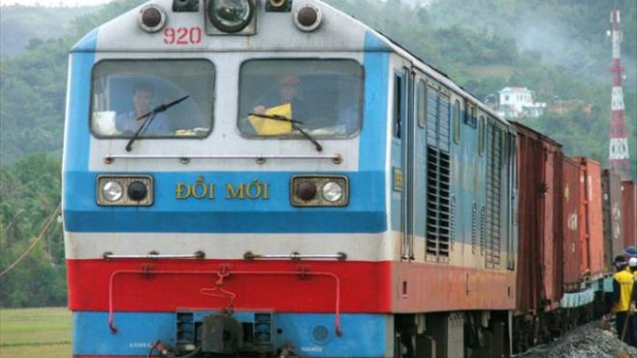Đường sắt giảm nửa giá vé, từ Hà Nội đi TP.HCM còn 450.000 đồng - 1