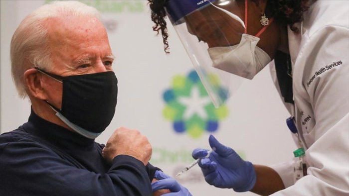 Video ông Biden tiêm vắc-xin Covid-19