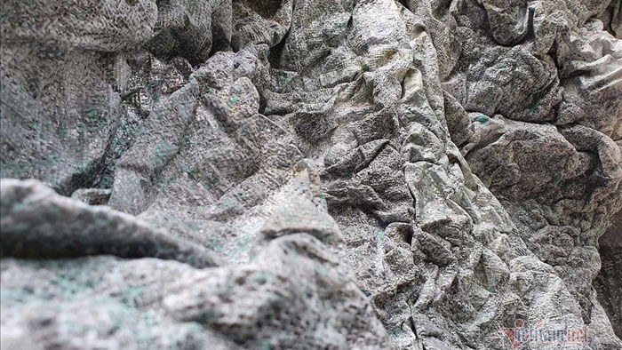 Bà con giáo dân dùng 2.500 cây tre dựng hang đá xoắn ốc khổng lồ