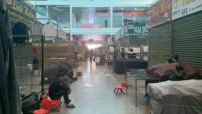 Lạ chưa từng thấy: Tiểu thương chợ Ninh Hiệp đồng loạt đóng cửa áp Tết - 1