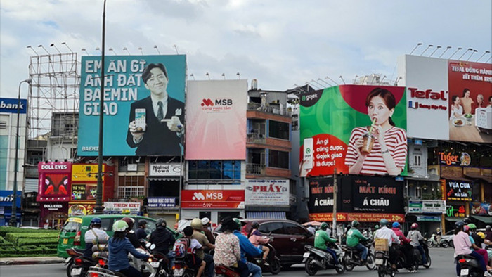 Hari Won - Trấn Thành trở thành tâm điểm đối đáp quảng cáo cực hài hước giữa Baemin và Gojek, nhưng cái tên thứ 3 xuất hiện mới khiến cộng đồng dậy sóng! - Ảnh 1.