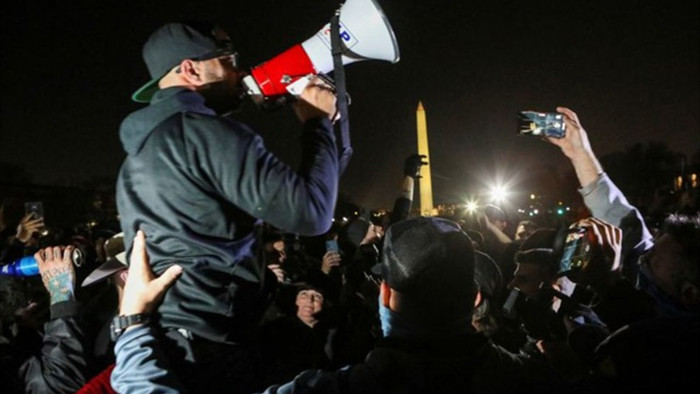 Washington nín thở trước nguy cơ biểu tình lớn vào ngày định đoạt bầu cử - 1
