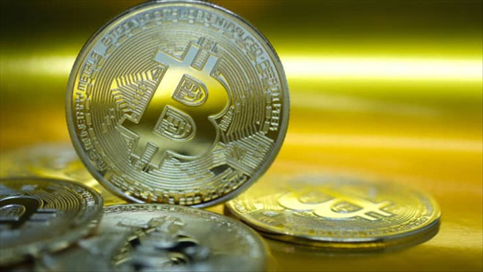 Bitcoin tăng điên cuồng,  vượt ngưỡng 35.000 USD - 1