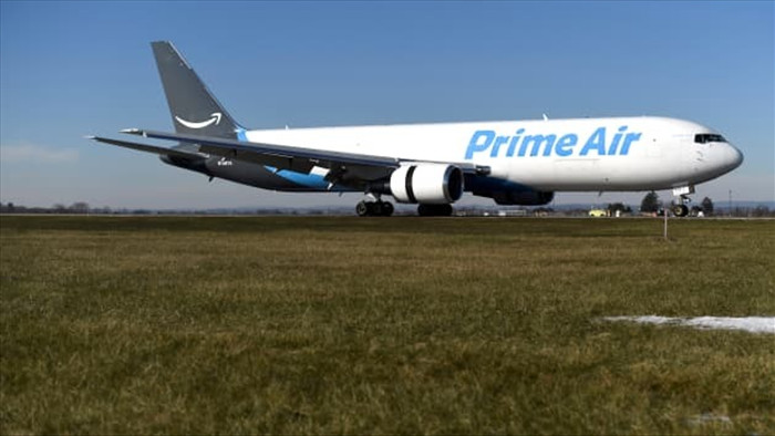 Tiền nhiều, Amazon sắm 11 máy bay Boeing chở khách để giao hàng