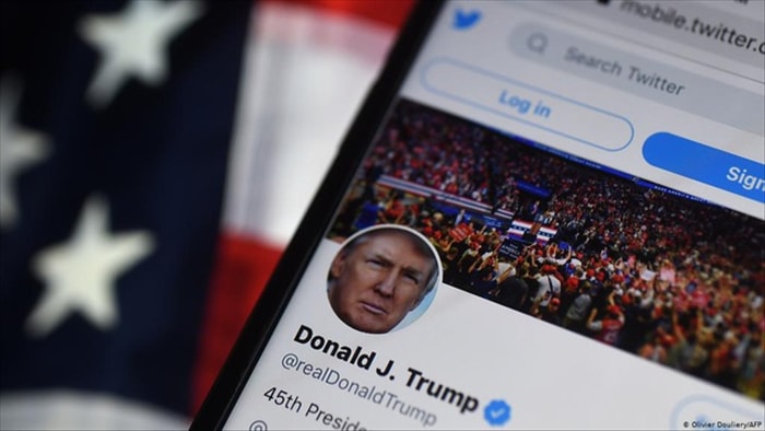Twitter đình chỉ vĩnh viễn tài khoản của ông Trump - 1 Twitter đình chỉ vĩnh viễn tài khoản của ông Trump - 1