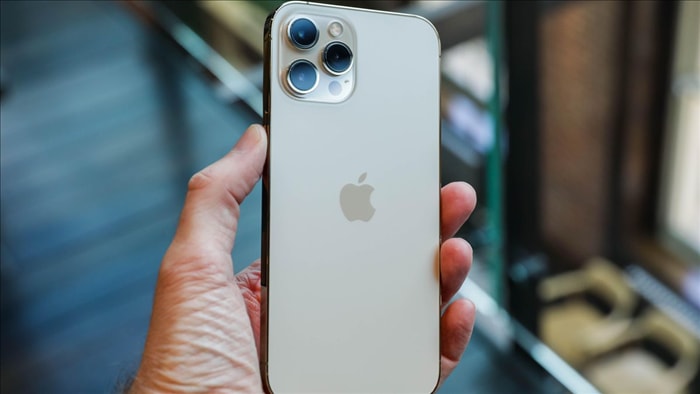 Doanh số tệ hại, Apple chuyển 2 triệu đơn hàng iPhone 12 Mini sang iPhone 12 Pro - Ảnh 1. Doanh số tệ hại, Apple chuyển 2 triệu đơn hàng iPhone 12 Mini sang iPhone 12 Pro - Ảnh 1.