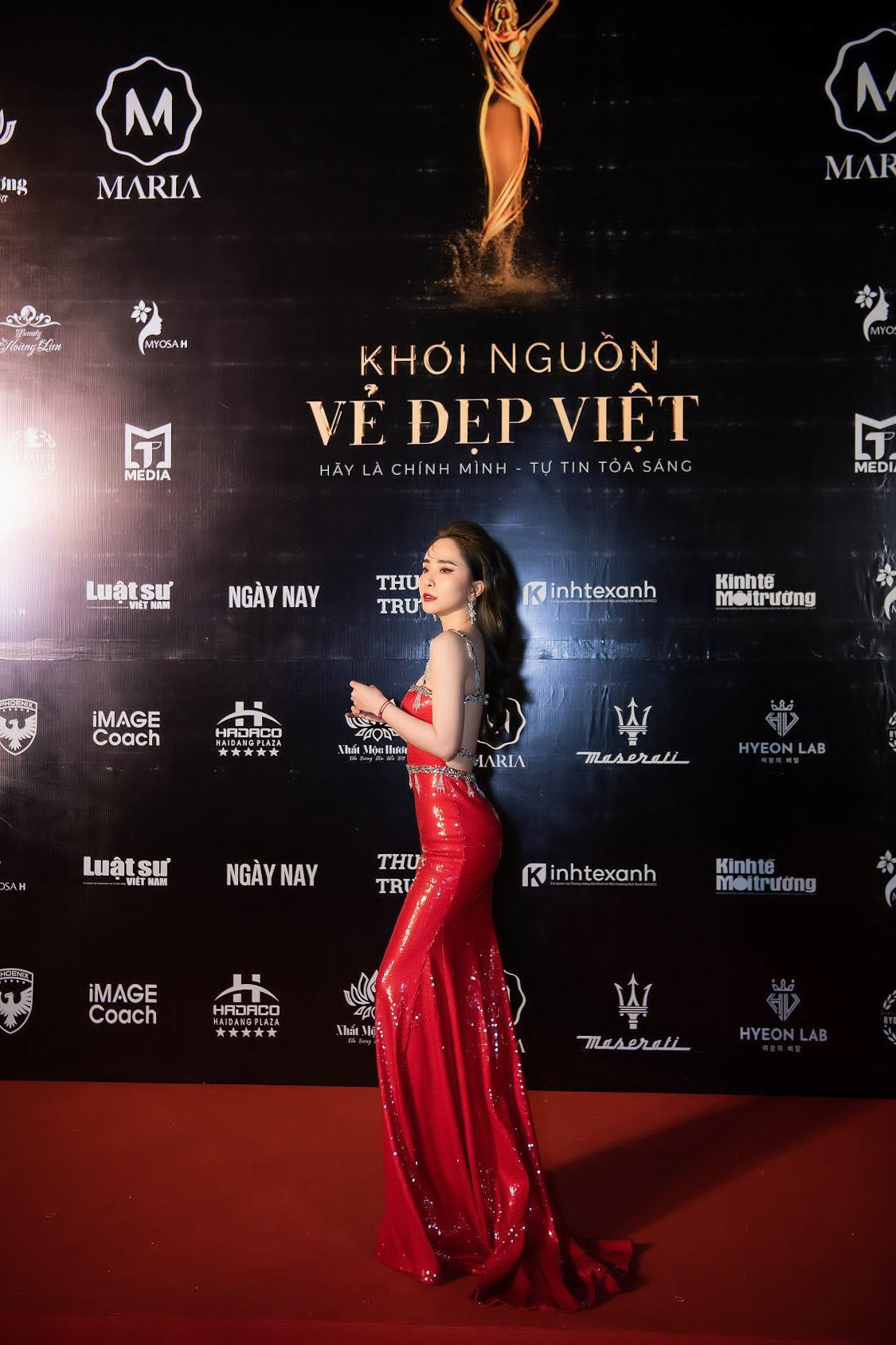Maya, Thuỳ Dương Vietnam Next Top Model toả sáng tại Khơi nguồn vẻ đẹp Việt - 4