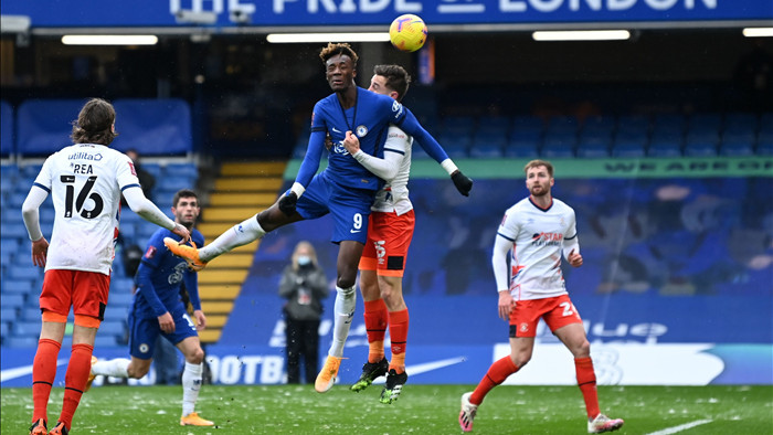 Abraham lập hat-trick đưa Chelsea vào vòng 5 FA Cup