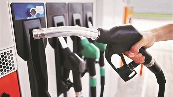 Giá xăng, dầu đồng loạt tăng hơn 300 đồng/lít - 1