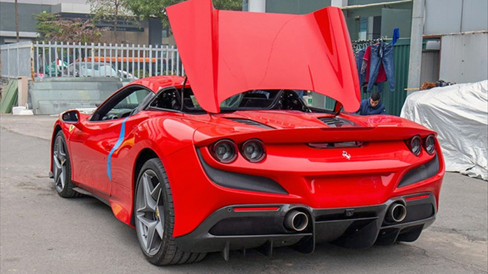 Mục sở thị Ferrari F8 Spider thứ 2 tại Việt Nam, giá gần 30 tỷ đồng - 2