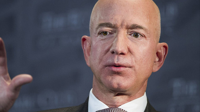  Jeff Bezos từ chức CEO tác động thế nào đến Amazon? - Ảnh 1.