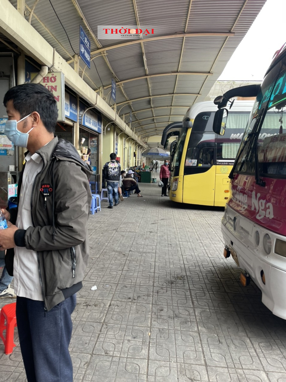 Hà Nội: Xe khách không chở quá 20 hành khách, bến xe vắng người về ăn Tết