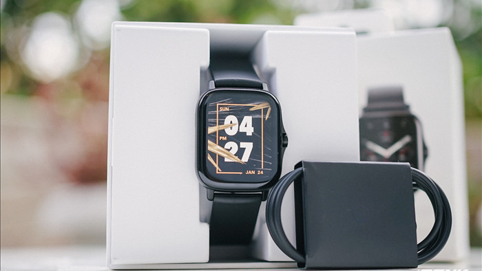 Chiếc đồng hồ này giống Apple Watch nhưng giá rẻ chỉ bằng 1/3 - Ảnh 2.