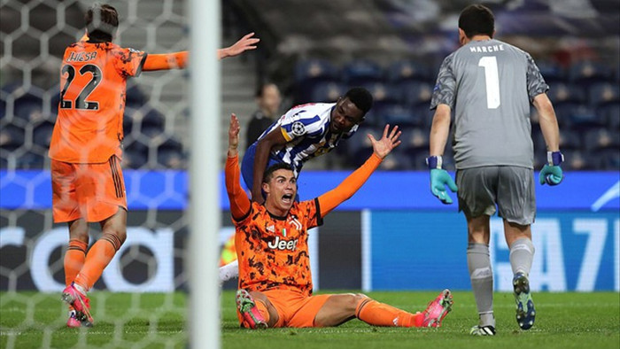 C.Ronaldo tịt ngòi, Juventus thua choáng váng trước Porto - 6