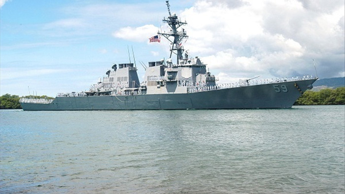 Sức mạnh của tàu chiến Mỹ mới đi ngang qua quần đảo Trường Sa