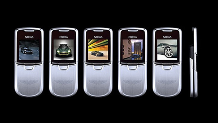 Ngược dòng thời gian: Những chiếc điện thoại mang thương hiệu ô tô (P1)