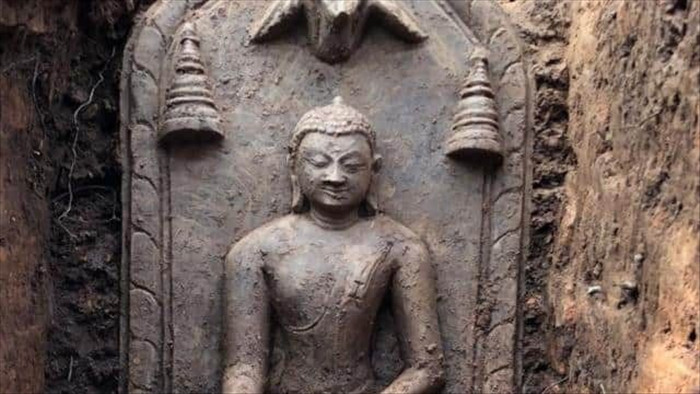 Phát hiện dấu tích và khai quật hàng chục pho tượng Phật nghìn năm tuổi - 3