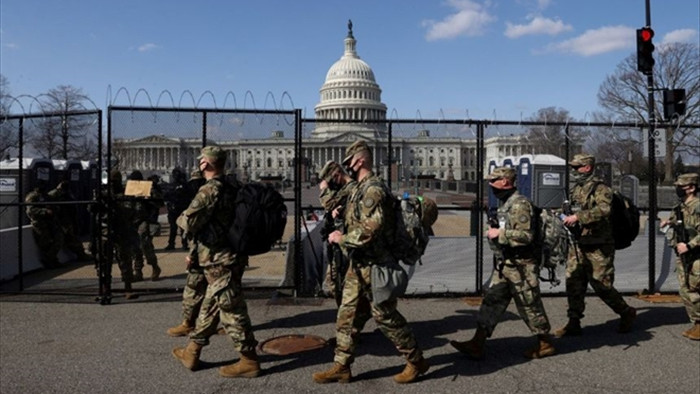 Cảnh sát đồi Capitol 'nhờ' Vệ binh Quốc gia Mỹ gác thêm 2 tháng - 1