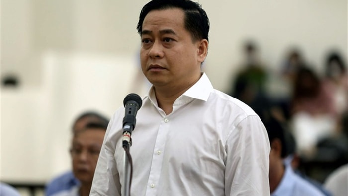 Vũ nhôm bị khởi tố thêm tội đưa hối lộ - 1 Vũ nhôm bị khởi tố thêm tội đưa hối lộ - 1