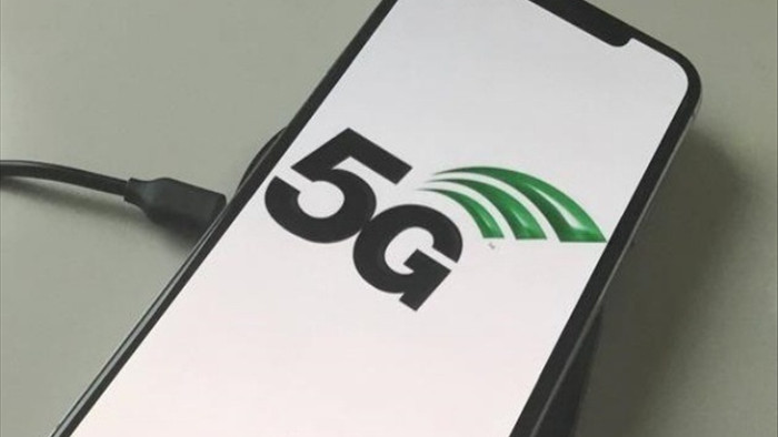 Viettel là nhà mạng đầu tiên hỗ trợ 5G trên eSIM cho iPhone 12 - Ảnh 1.