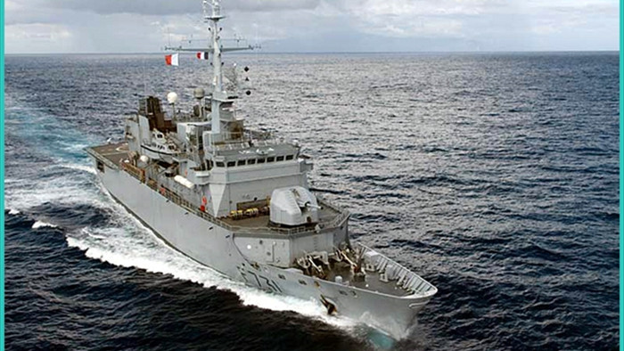 Uy lực hộ vệ hạm của Hải quân Pháp cập cảng Cam Ranh thăm Việt Nam - 2
