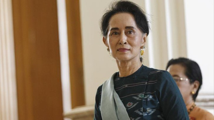 Luật sư lên tiếng về cáo buộc bà Suu Kyi nhận hối lộ tiền, vàng - 1