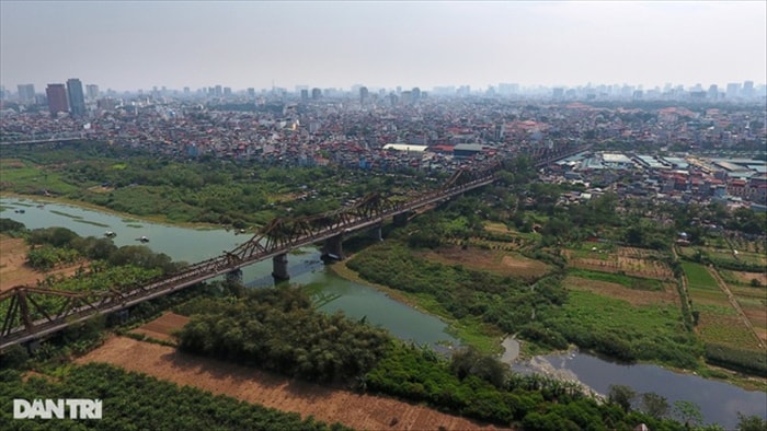Đón đầu quy hoạch đô thị sông Hồng, thực hư việc giá đất tăng dựng đứng - 1 Đón đầu quy hoạch đô thị sông Hồng, thực hư việc giá đất tăng dựng đứng - 1