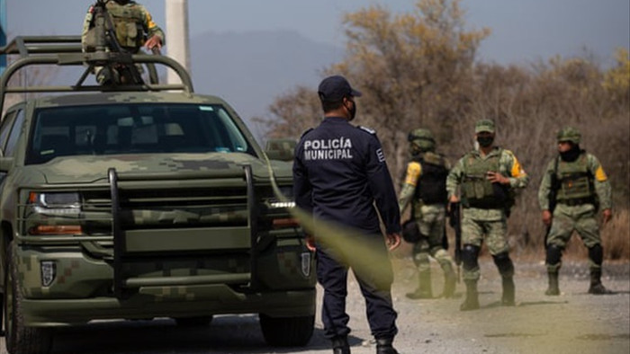 Cảnh sát Mexico bị phục kích, 13 người chết - 1