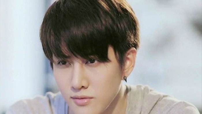 Vợ bị tai nạn xe máy, tôi hốt hoảng lao tới hiện trường, đến khi nhìn thấy món đồ trong túi xách của cô ấy mà tôi vừa buồn vừa hận - Ảnh 1. Vợ bị tai nạn xe máy, tôi hốt hoảng lao tới hiện trường, đến khi nhìn thấy món đồ trong túi xách của cô ấy mà tôi vừa buồn vừa hận - Ảnh 1.