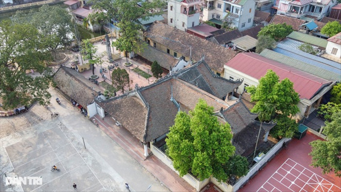 Đình làng từ gỗ gụ nhỏ nhất Việt Nam, giá nào cũng không bán - 1