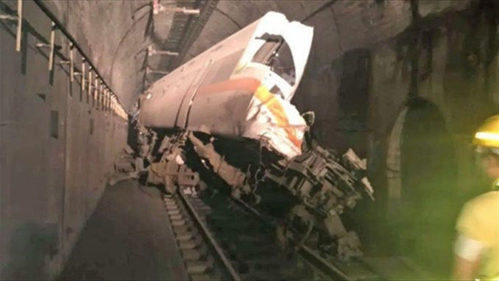 Lãnh đạo giao thông Đài Loan từ chức bất thành sau tai nạn đường sắt - 1
