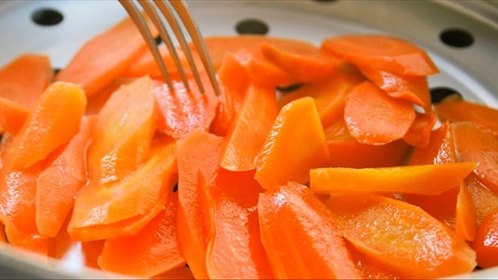Ăn cà rốt giảm cân, ngừa ung thư nhưng 4 người này nên hạn chế ăn kẻo thiệt thân - 5
