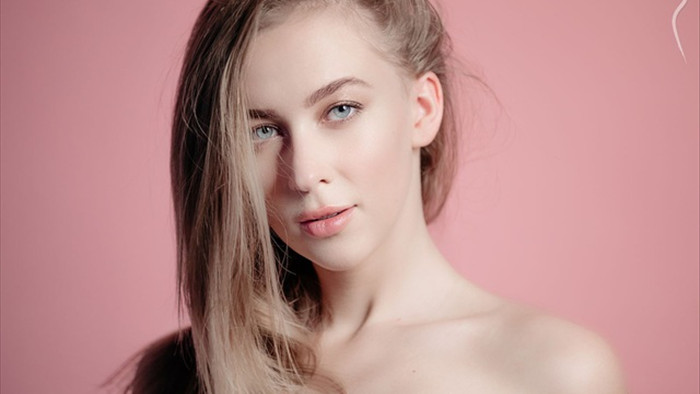 Người mẫu Ukraine phủ nhận tin bị bắt vì chụp ảnh khỏa thân ở Dubai - 2
