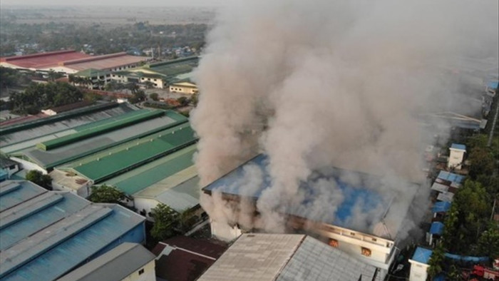 Myanmar tiếp tục có thương vong, nhà máy Trung Quốc bị phóng hỏa