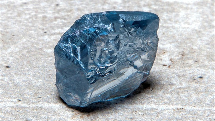 Đào được viên kim cương xanh khủng, chất lượng đặc biệt - 1