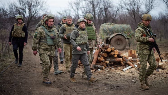 Nga khẳng định duy trì quân đội ở biên giới với Ukraina