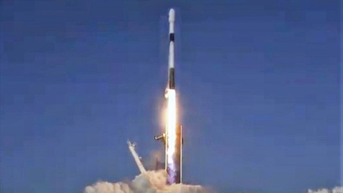 SpaceX phóng thêm 60 vệ tinh vào quỹ đạo, chùm Starlink đã có 1.443 vệ tinh - 1
