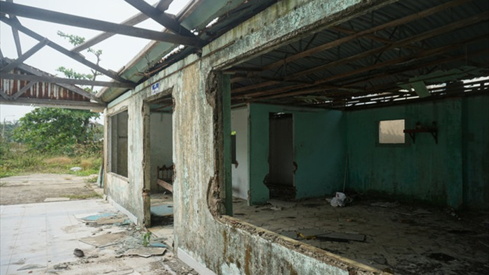 Cận cảnh bệnh viện bỏ hoang giữa khu đất vàng ven biển Đà Nẵng - 9