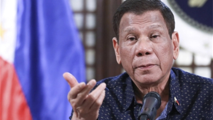 Tổng thống Philippines 'tái xuất' sau tin đồn đã chết - 1