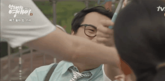 Cười nghiêng ngả với những cú tát bằng thức ăn trong phim Hàn Quốc-6