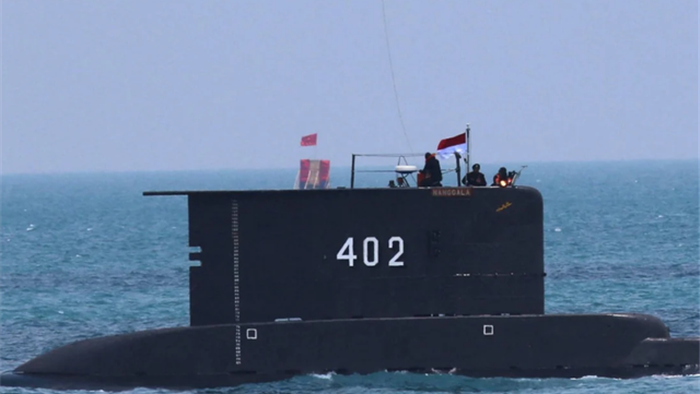 Tàu ngầm Indonesia chìm ở độ sâu 850 mét - 1