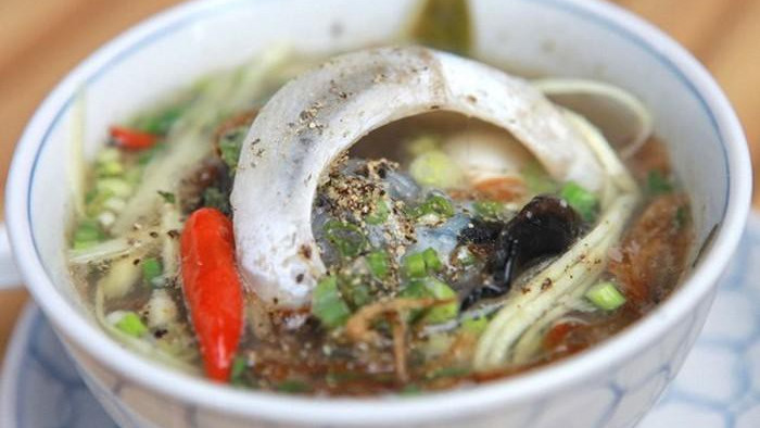 Món đặc sản độc nhất vô nhị ở Phú Yên khiến nhiều thực khách không đủ can đảm nếm thử nhưng ăn rồi thì gây nghiện - Ảnh 4.